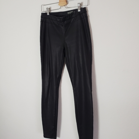 Blank NYC pull on faux leather leggings - Picture 2 of 15